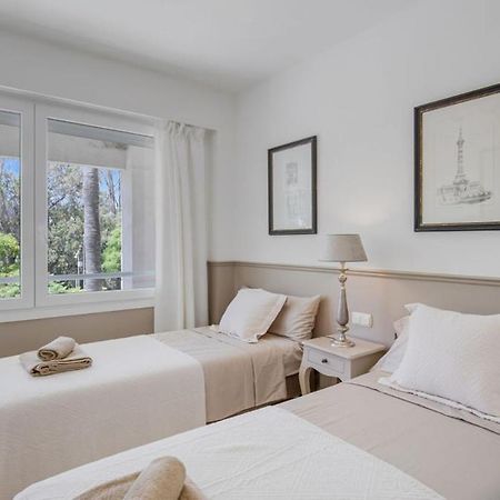 Beach-Line Apartment With 3 Bedrooms In Естепона Екстериор снимка